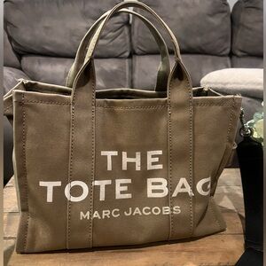 ☀️Marc Jacob’s the tote bag
